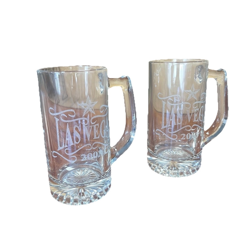 Las Vegas Etched Glass Beer Mugs 5.5" Souvenir Barware 2003 Set of‎ 2 Collectors